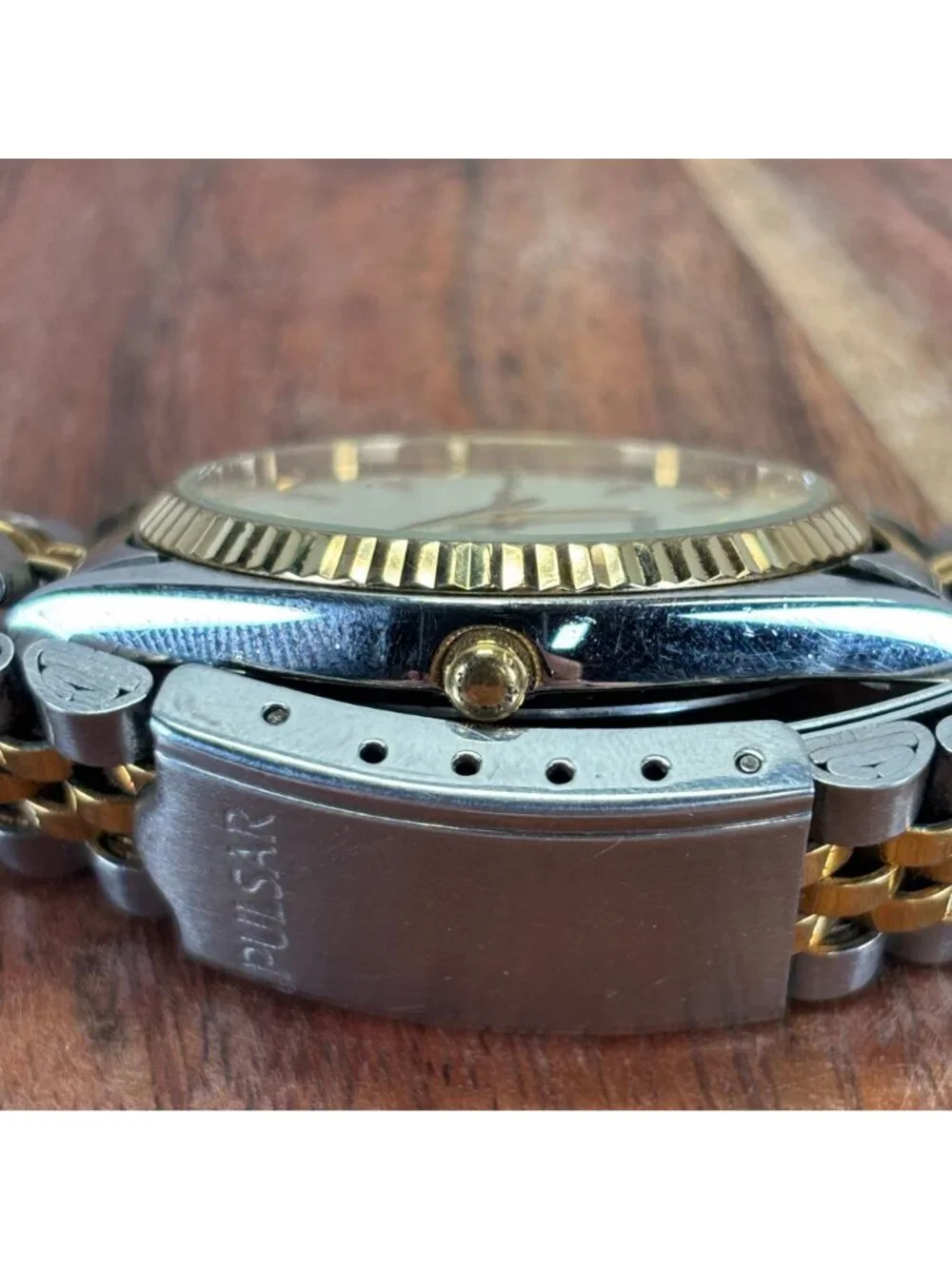 Pulsar this watch